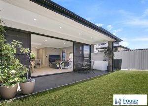 small-lot-homes-731